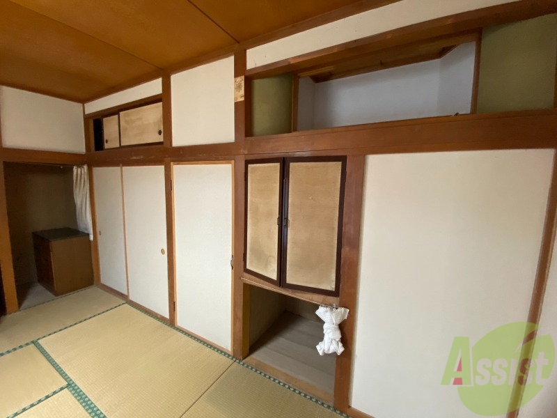 収納　１０畳のお部屋にある収納スペースです！他にも沢山あります！