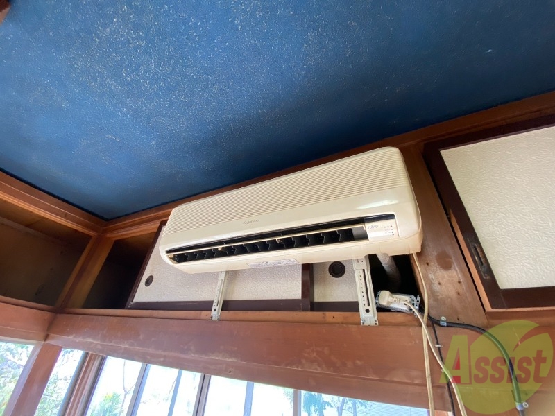 その他設備　１階、和室８帖のお部屋にあるエアコンです！