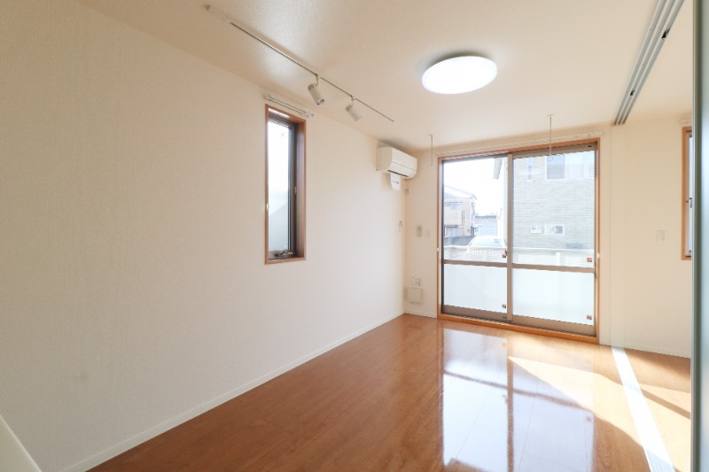 居室・リビング　図面と現状に相違がある場合には現状を優先