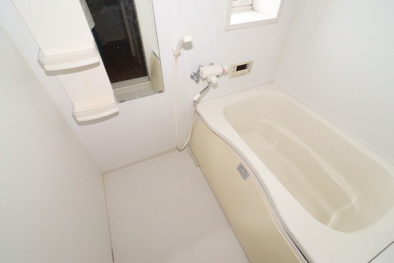 バス・シャワールーム　図面と現状に相違がある場合には現状を優先