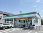 コンビニ　ファミリーマート 磯山駅前店（コンビニ）まで980m