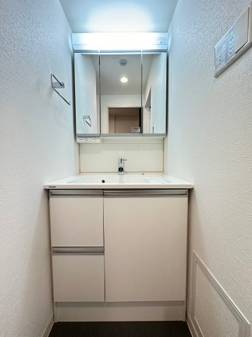 洗面設備　詳細は、RISUMO江坂本店までお問合せください♪