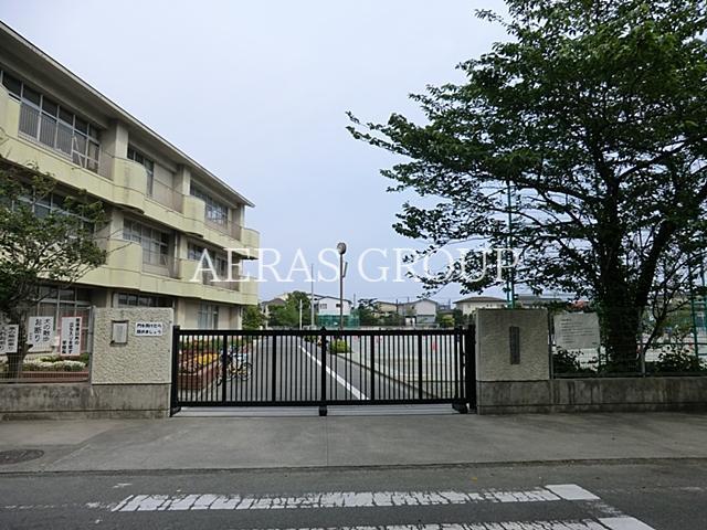 小学校　藤沢市立鵠洋小学校（小学校）まで603m