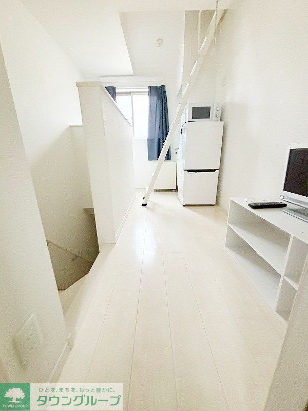 居室・リビング　玄関