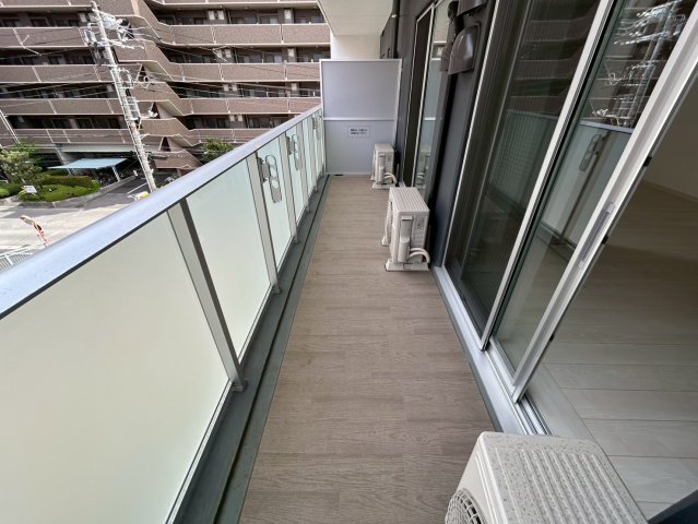 バルコニー　広々としたバルコニーです