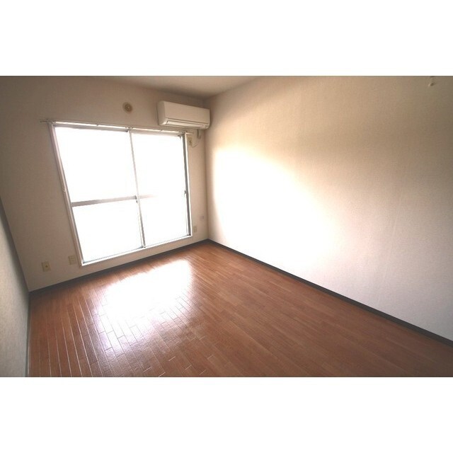 居室・リビング　洋室４．５畳