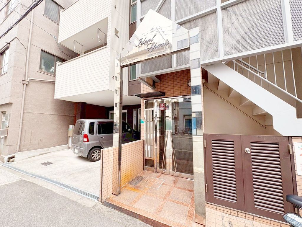 エントランス　エントランス