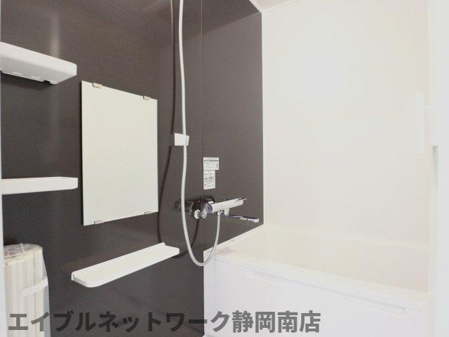 バス・シャワールーム　日々の暮らしに欠かせないお風呂です