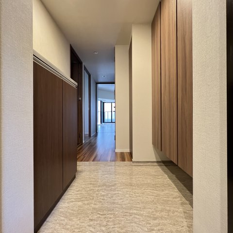 玄関　同仕様タイプです