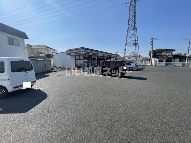 コンビニ　セブン-イレブン 岡山長利店（コンビニ）まで569m