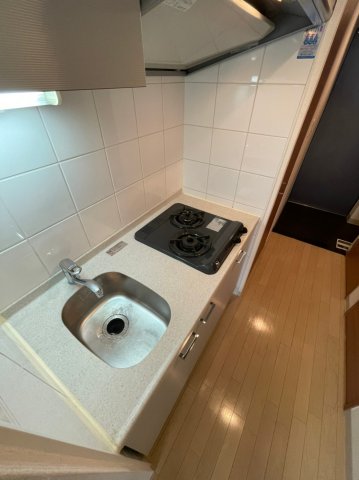 キッチン　同マンション別部屋参考写真