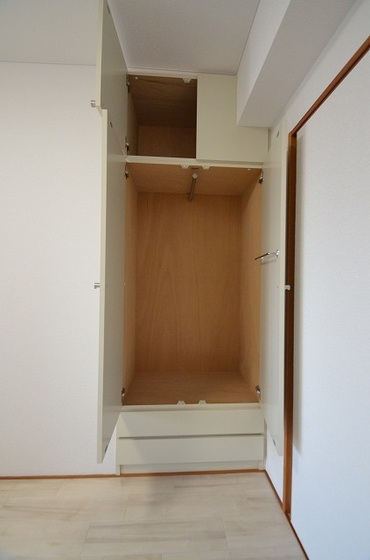 収納　※別部屋の写真です