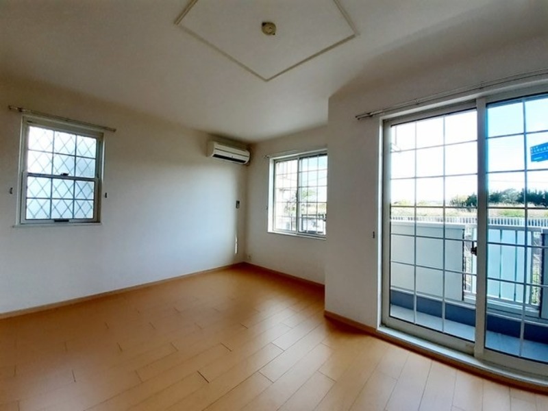 居室・リビング　図面と現状に相違がある場合には現状を優先