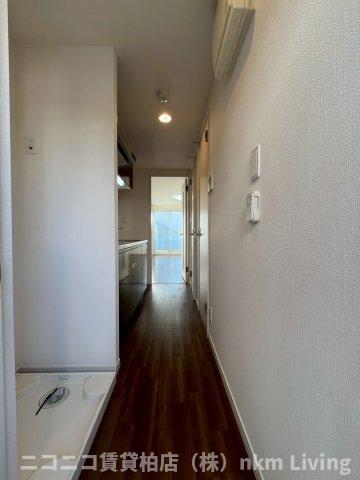 玄関　別号室イメージの為、現状を優先致します。