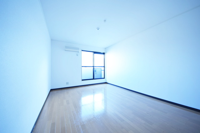 居室・リビング　～スッキリした間取りです～