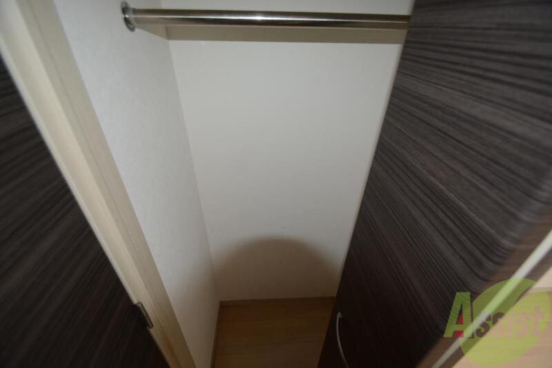 収納　クローゼットです。洋服をしまうのに便利ですね。
