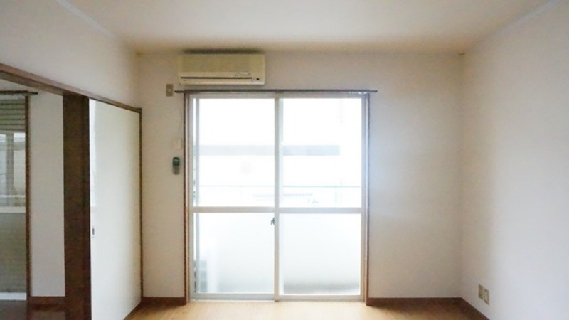 居室・リビング　図面と現状に相違がある場合には現状を優先