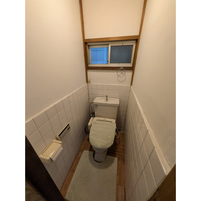 トイレ　トイレ