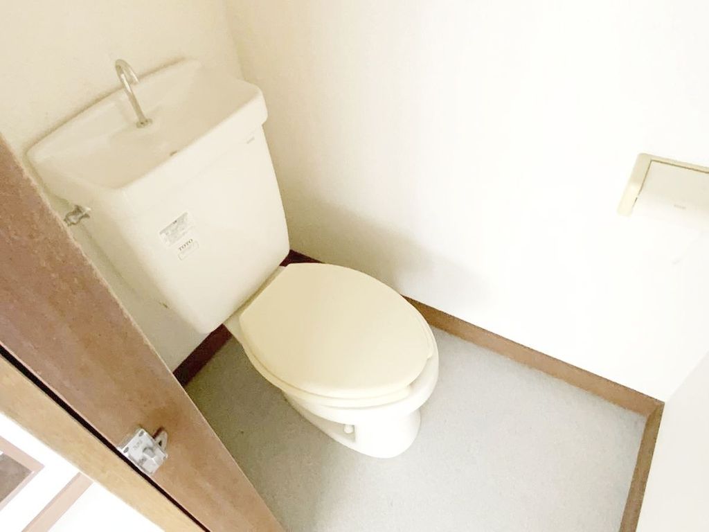 トイレ　トイレ