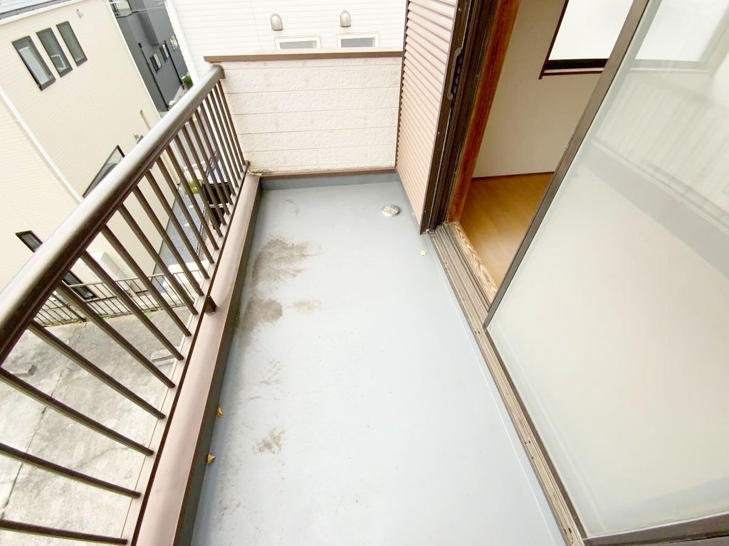 バルコニー　バルコニー