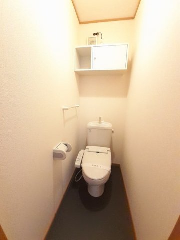 トイレ　コンパクトで使いやすいトイレです