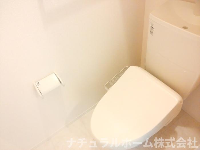 トイレ　トイレ