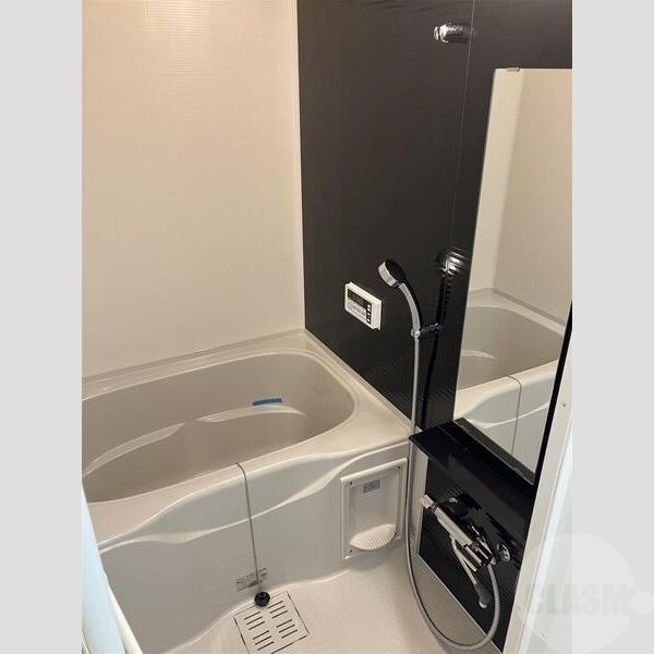 バス・シャワールーム　浴室乾燥機付きバスルーム