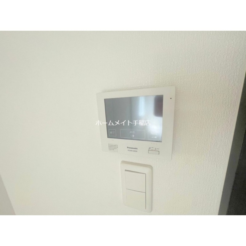 セキュリティ　モニター付きインターホンで安心です♪