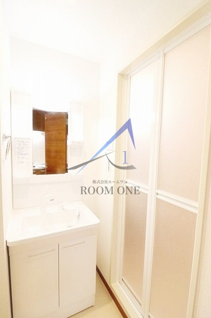 洗面設備　洗面台です。