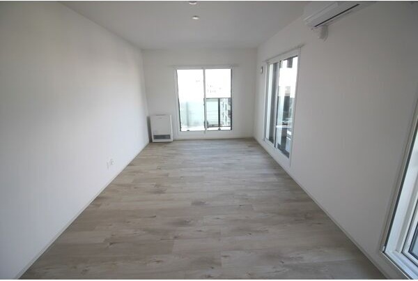 居室・リビング　☆16.8帖の広々としたリビングです！