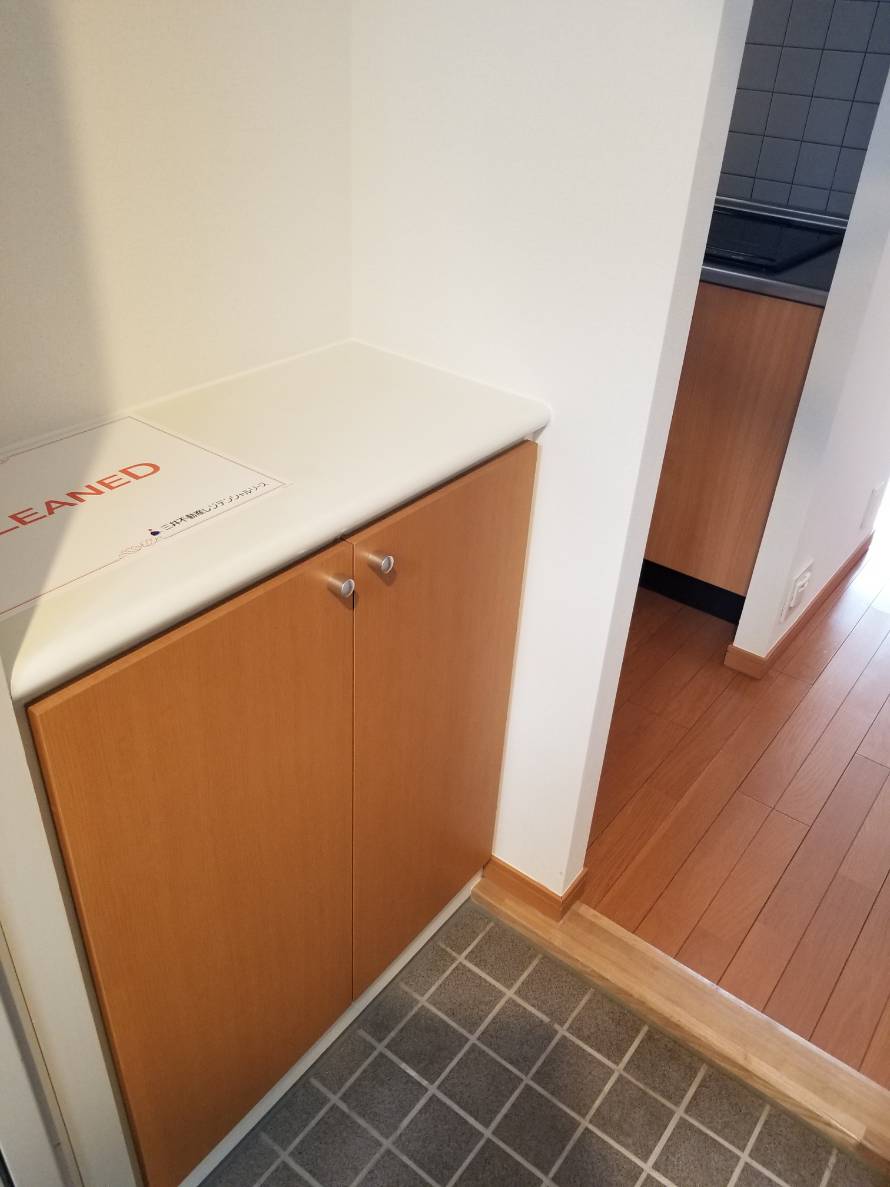 玄関　他部屋参照