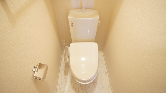 トイレ　シャワー付きトイレ