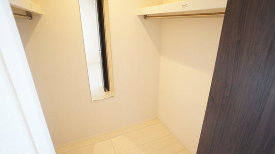 収納　ウォークインクローゼット