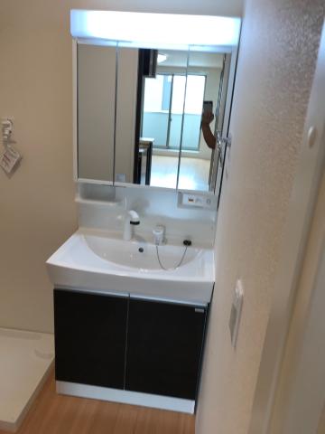 洗面設備　洗髪洗面化粧台