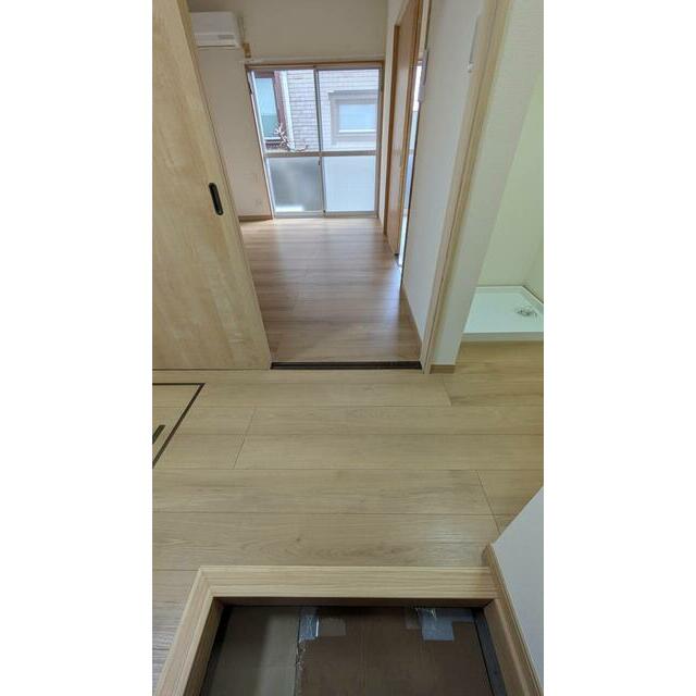 玄関　リノベーション済み