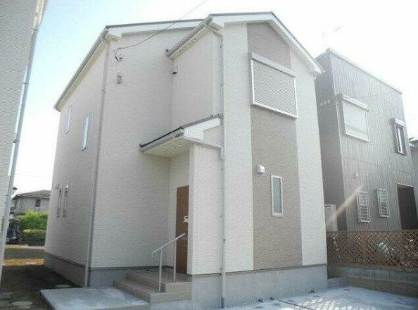 建物外観　シンプルなデザインの外観