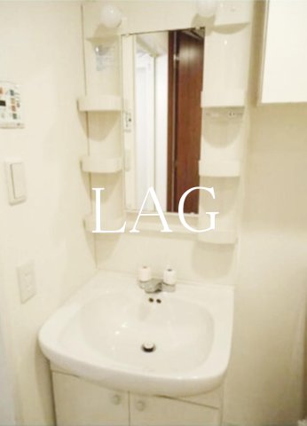 洗面設備　洗面台です。