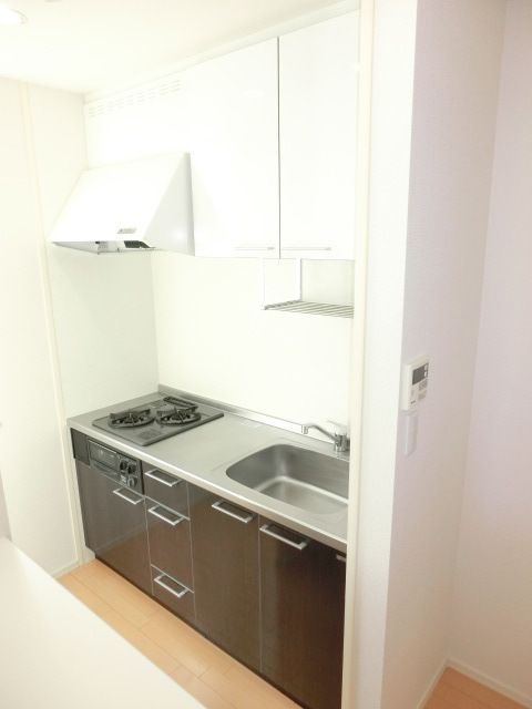 キッチン　システムキッチンでお料理はかどりますね