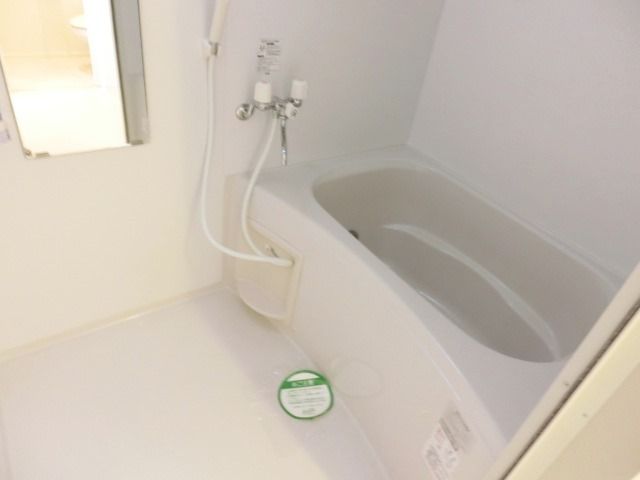 バス・シャワールーム　お風呂で毎日の疲れもスッキリ。