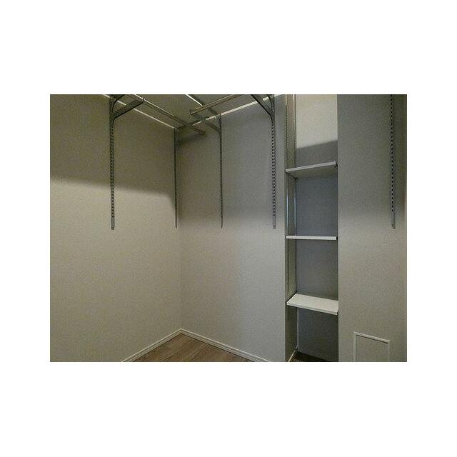 収納　ウォークインクロゼット（洋室約６.０畳）