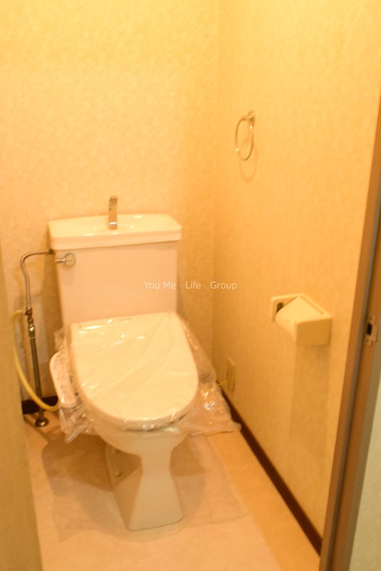 トイレ　※別部屋参考写真