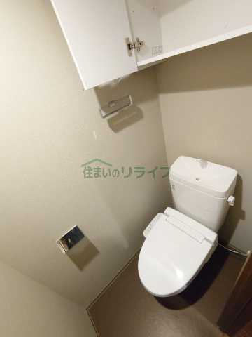 トイレ　別部屋の参考写真となります