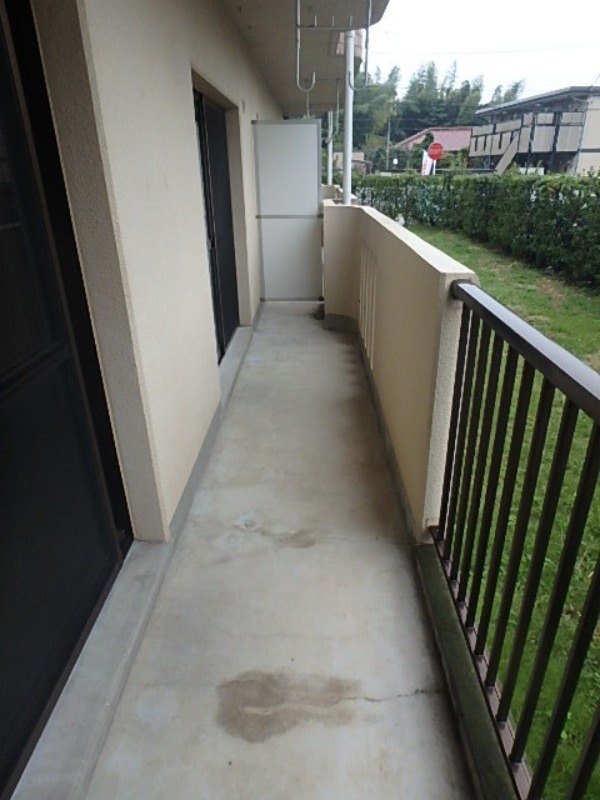 バルコニー　図面と現状に相違がある場合には現状を優先