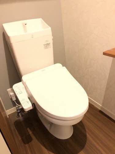 トイレ　トイレ