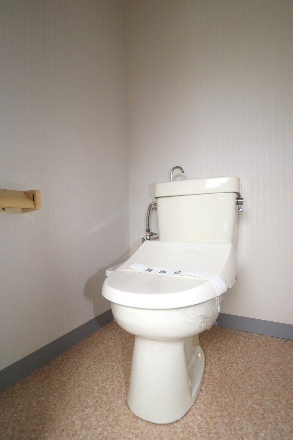 トイレ　トイレ