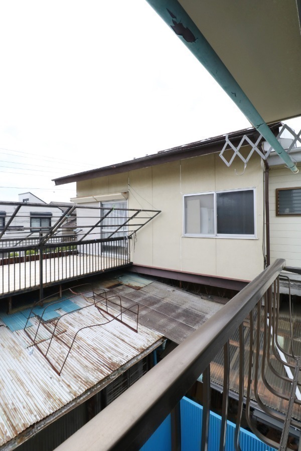 バルコニー　物干し