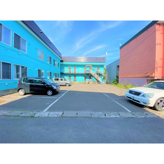 駐車場　駐車場