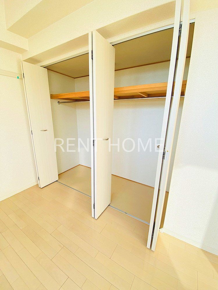 収納　クローゼット