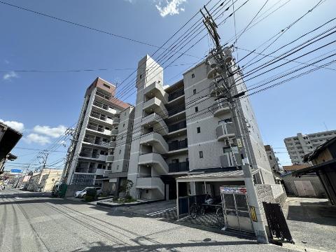 建物外観　外観写真（昼）