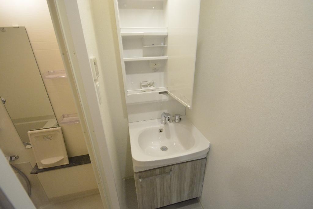 洗面設備　洗髪洗面化粧台